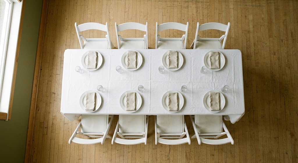 How many banquet tables do I need: one 8-foot banquet table seats eight guests, four on each side