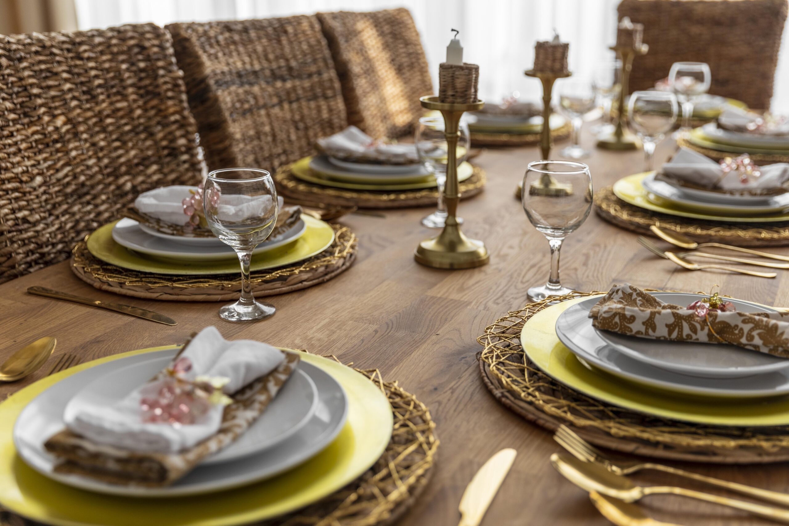 event dinnerware rental